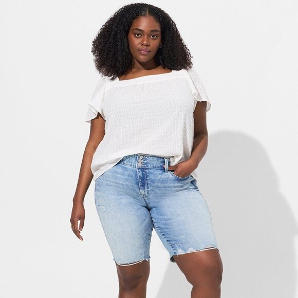 Torrid - Clip Jacquard Square Neck Flutter Sleeve Top in Cloud Dancer White​​​​ - Picture 10 of 13